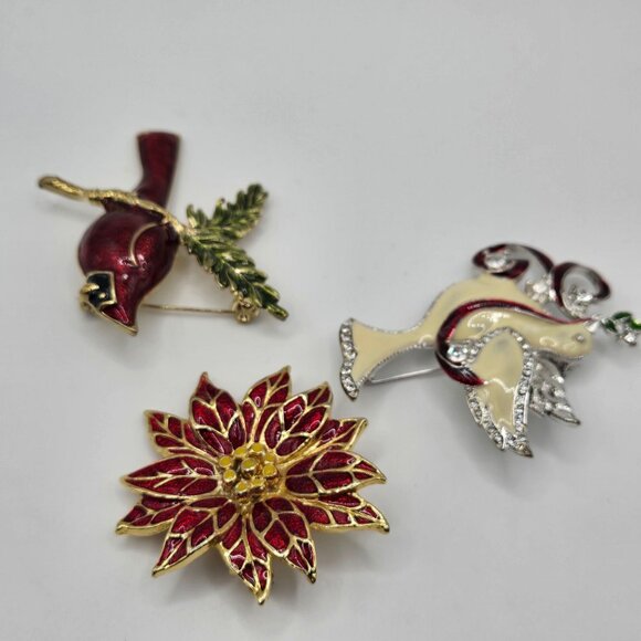 Christmas Brooch Set 3PC Holiday Festive Peace Dove Poinsettia Cardinal Bird Pin - Picture 8 of 14